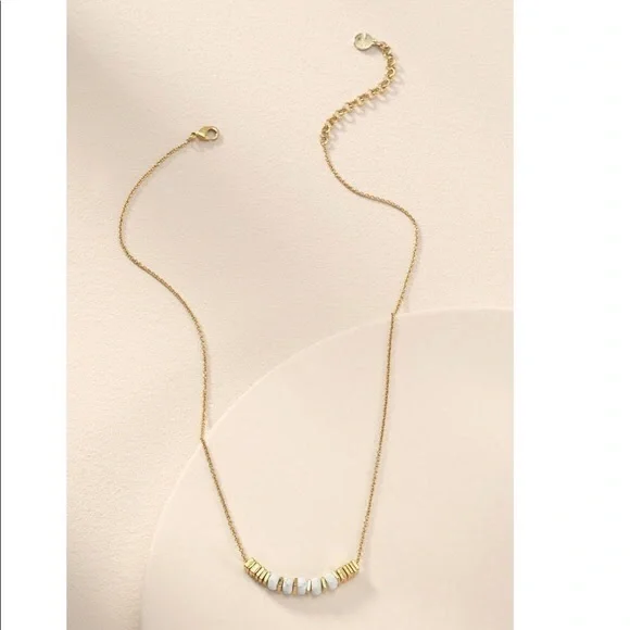 :: S&D Anda Delicate Intention Necklace - Strength - Picture 2 of 4